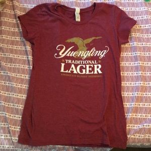 Adorable yuengling bar tee never worn size L